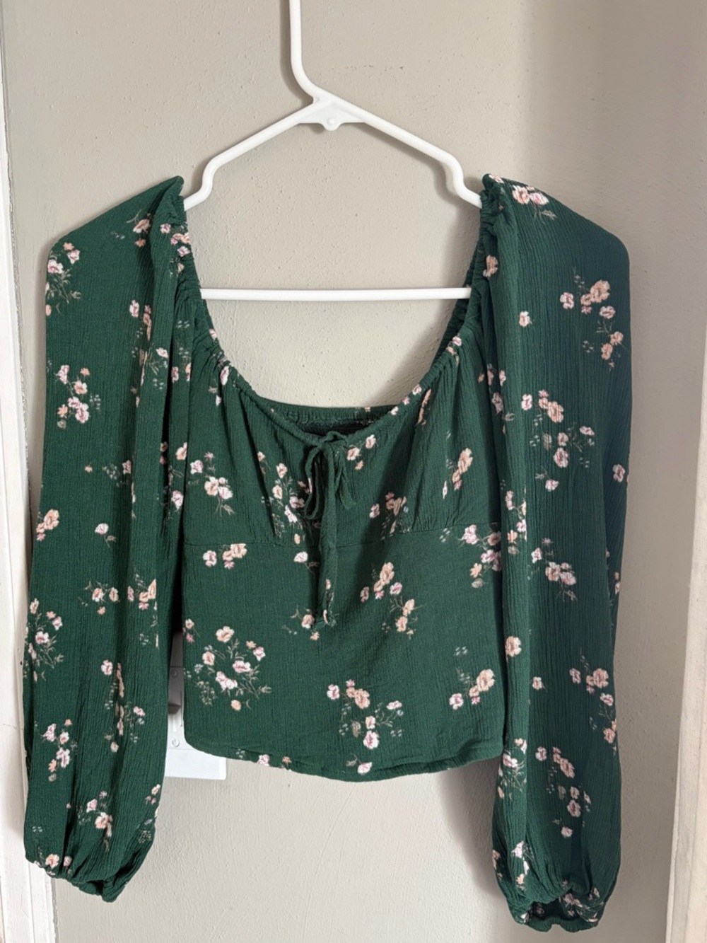 Abercrombie & Fitch Green Floral Long-Sleeve Peasant Top Size XXS